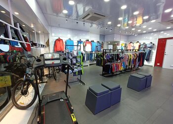 champion sports shop borivali