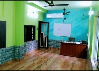 Centroid-Education-Coaching-centre-Burdwan-West-Bengal-1