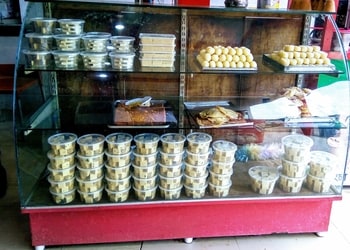 Lancha-Hut-Food-Sweet-shops-Burdwan-West-Bengal-2
