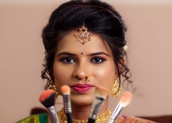 Aysha-Beauty-Parlour-Entertainment-Beauty-parlour-Chandrapur-Maharashtra-2