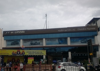 Chandra-Hyundai-Shopping-Car-dealer-Coimbatore-Tamil-Nadu