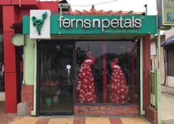 Fernsnpetals-Shopping-Flower-Shops-Coimbatore-Tamil-Nadu