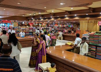 Pothys-Shopping-Clothing-stores-Coimbatore-Tamil-Nadu-1
