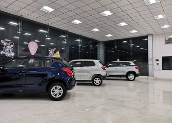Poddar-Car-World-Shopping-Car-dealer-Cooch-Behar-West-Bengal-1