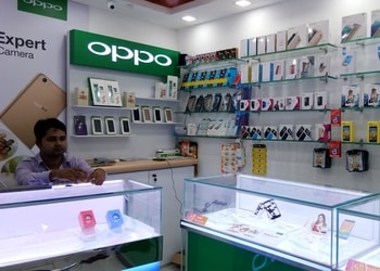 Classic-Mobile-Shopping-Mobile-stores-Cuttack-Odisha-1