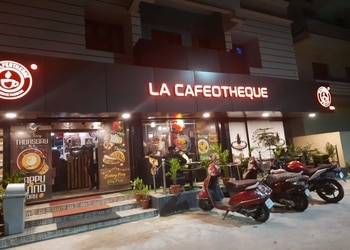 LA-CAFEOTHEQUE-Food-Cafes-Cuttack-Odisha