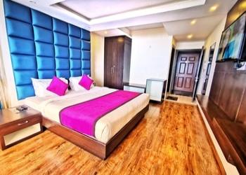 Hotel-Pink-Mountain-Local-Businesses-3-star-hotels-Darjeeling-West-Bengal-1