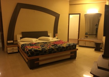 Hotel-Pooja-International-Local-Businesses-3-star-hotels-Davanagere-Karnataka-1