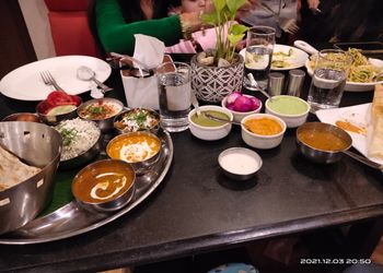 Govardhan-Vegetarian-Food-Pure-vegetarian-restaurants-New-Delhi-Delhi-2