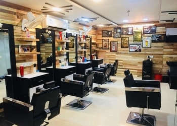 Looks-Salon-Entertainment-Beauty-parlour-Dhamtari-Chhattisgarh