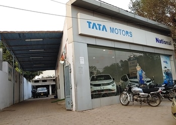 National-Garage-Shopping-Car-dealer-Dhamtari-Chhattisgarh