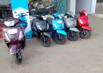 Scooter-House-Shopping-Motorcycle-dealers-Dhamtari-Chhattisgarh-1