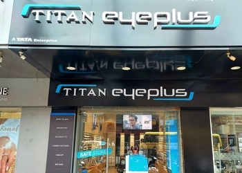 Titan-Eyeplus-Shopping-Opticals-Dhanbad-Jharkhand