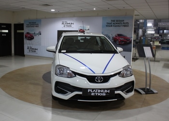 Borah-Toyota-Shopping-Car-dealer-Dibrugarh-Assam-1