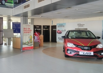 Borah-Toyota-Shopping-Car-dealer-Dibrugarh-Assam-2
