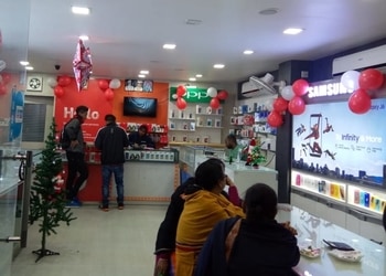 Nandan-Shopping-Mobile-stores-Dibrugarh-Assam-1