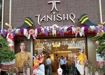 Tanishq-Jewellery-Shopping-Jewellery-shops-Dibrugarh-Assam