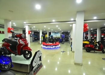 Yamaha-Dealer-Shopping-Motorcycle-dealers-Dibrugarh-Assam