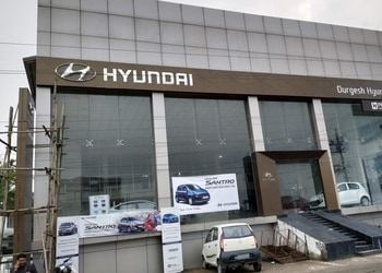 Durgesh-Hyundai-Shopping-Car-dealer-Duliajan-Assam