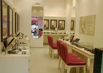 CaratLane-Shopping-Jewellery-shops-Dum-Dum-Kolkata-West-Bengal-2