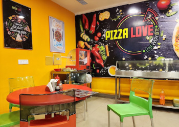 Pizza-Love-Food-Pizza-outlets-Durgapur-West-Bengal-1