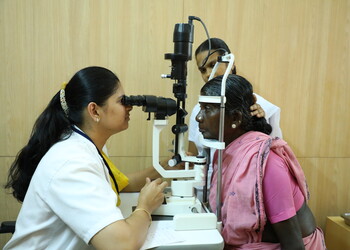 Arasan-Eye-Hospital-Health-Eye-hospitals-Erode-Tamil-Nadu-2