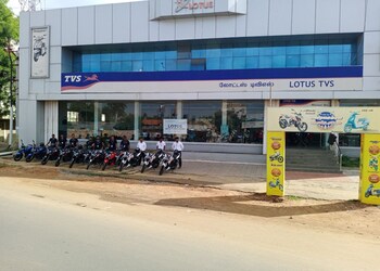 Lotus-TVS-Shopping-Motorcycle-dealers-Erode-Tamil-Nadu