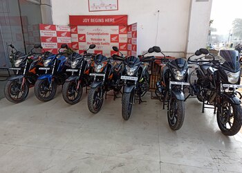 Faridabad-Honda-Shopping-Motorcycle-dealers-Faridabad-Haryana-2