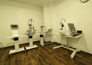 Vibrant-Eye-Care-Health-Eye-hospitals-Gandhidham-Gujarat-2