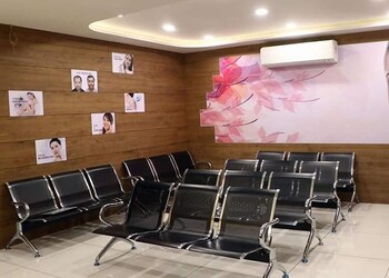 Dr-Saurabh-Kapadia-Doctors-Dermatologist-doctors-Gandhinagar-Gujarat-2