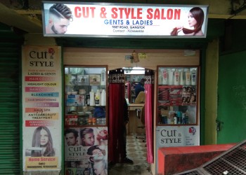 Cut-Style-Salon-Entertainment-Beauty-parlour-Gangtok-Sikkim