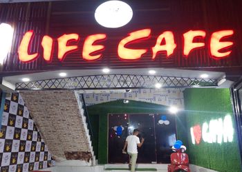 1-Life-Cafe-Food-Cafes-Gaya-Bihar