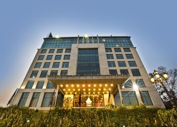 Banana-Tree-hotel-Local-Businesses-3-star-hotels-Ghaziabad-Uttar-Pradesh