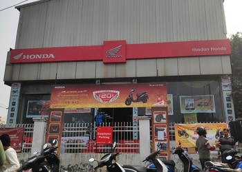 Hindon-Honda-Shopping-Motorcycle-dealers-Ghaziabad-Uttar-Pradesh