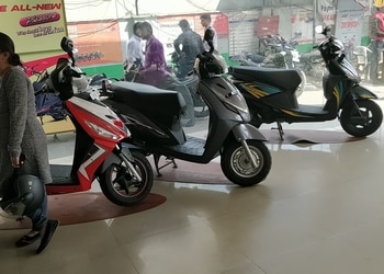 Sahib-Automobiles-Shopping-Motorcycle-dealers-Ghaziabad-Uttar-Pradesh-1