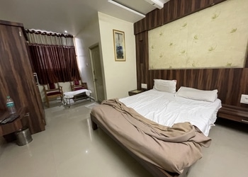 Hotel-Ashraya-Comforts-Local-Businesses-3-star-hotels-Gulbarga-Karnataka-1