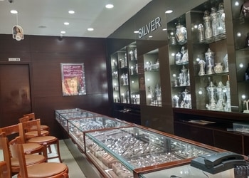 Malabar-Gold-Diamonds-Shopping-Jewellery-shops-Gulbarga-Karnataka-2