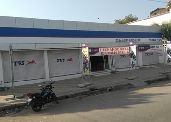 Vijay-Automotives-Shopping-Motorcycle-dealers-Gulbarga-Karnataka