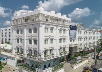Hotel-Annapurna-De-Royal-Local-Businesses-4-star-hotels-Guntur-Andhra-Pradesh