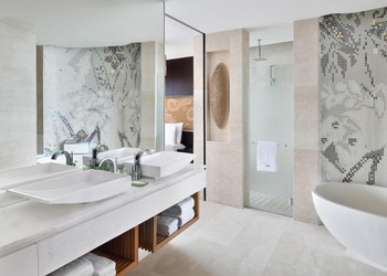 The-Westin-Local-Businesses-5-star-hotels-Gurugram-Haryana-2