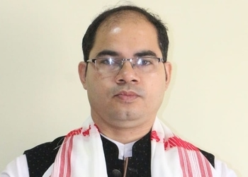 Dr-J-N-Buragohain-Doctors-Cancer-Specialist-Oncologists-Guwahati-Assam
