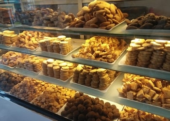 Freza-s-Bakery-and-Confectionery-Food-Cake-shops-Guwahati-Assam-2