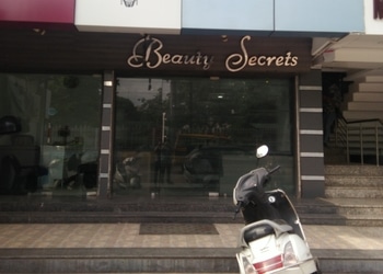 Beauty-Secrets-Salon-Entertainment-Beauty-parlour-Gwalior-Madhya-Pradesh