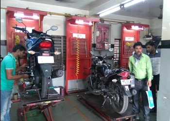 Honda-Bike-Showroom-Shopping-Motorcycle-dealers-Haldia-West-Bengal-2