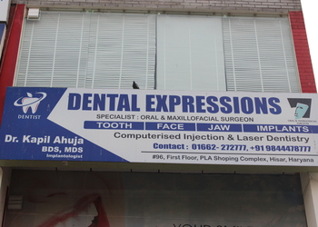 Dental-Expressions-Health-Dental-clinics-Orthodontist-Hisar-Haryana
