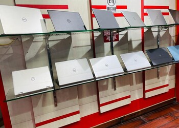 The-White-House-Infotech-Shopping-Computer-store-Hisar-Haryana-2