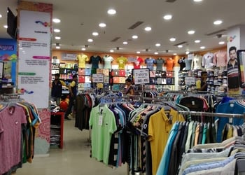 Baazar-Kolkata-Shopping-Clothing-stores-Howrah-West-Bengal-1