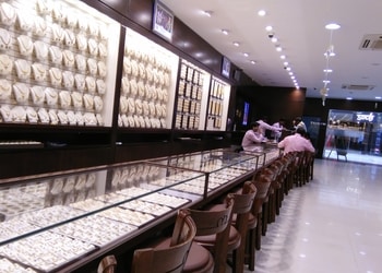 Malabar-Gold-Diamonds-Shopping-Jewellery-shops-Hubballi-Dharwad-Karnataka-1