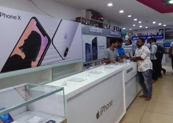 Tirumala-Teleworld-Shopping-Mobile-stores-Hubballi-Dharwad-Karnataka-1