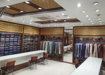 VANESONS-Shopping-Clothing-stores-Hubballi-Dharwad-Karnataka-1